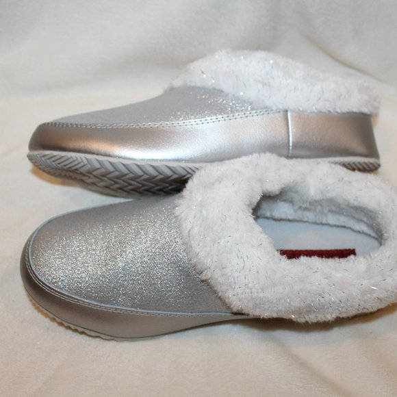 NIB SOREL WOMEN'S METALLIS SILVER SLIP ON FUR SLIPPERS - Picture 3 of 6